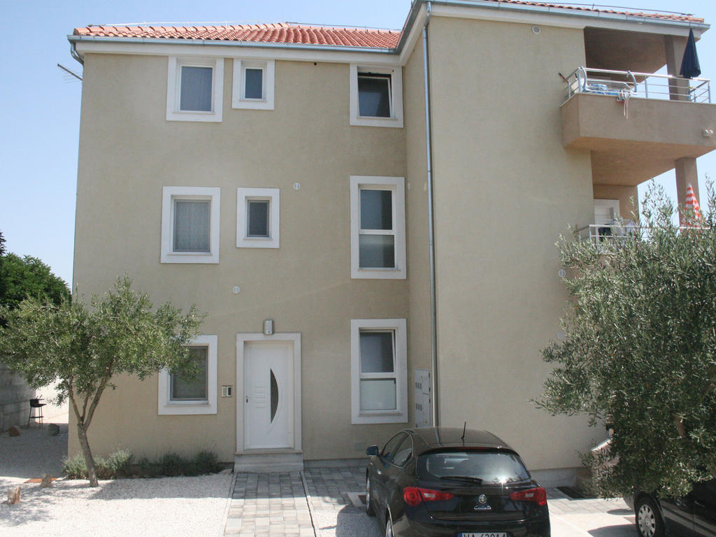 Apartments Kristina ミルナ エクステリア 写真